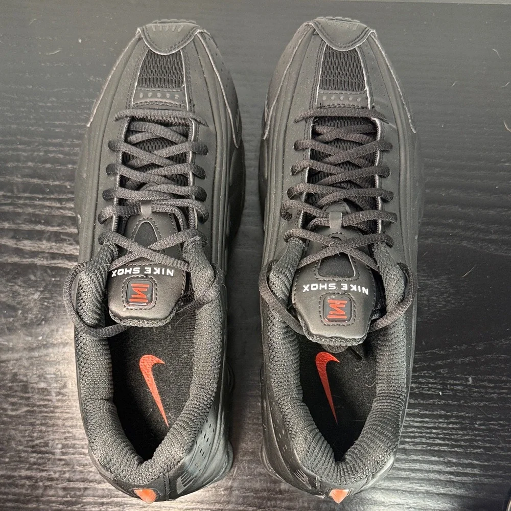 Nike Shox R4 - Picture 5 of 7